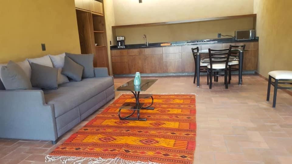 Hostal Villa Quieta Tepoztlan Luaran gambar